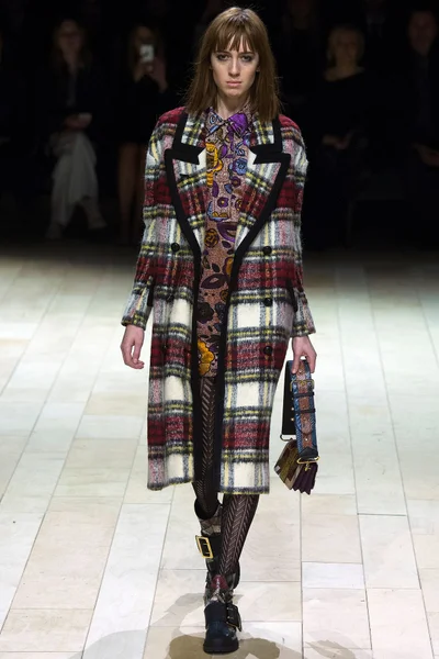 Look 104